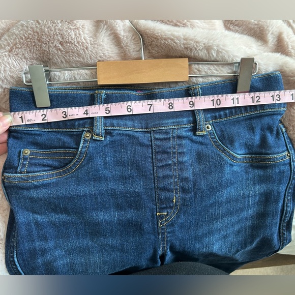 SPANX Every Wear Pull-on Ankle Skinny Jeans - Picture 7 of 7